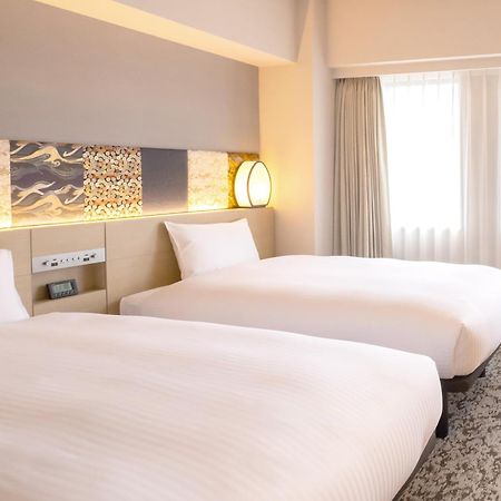 Отель Insomnia Kyoto Oike Экстерьер фото