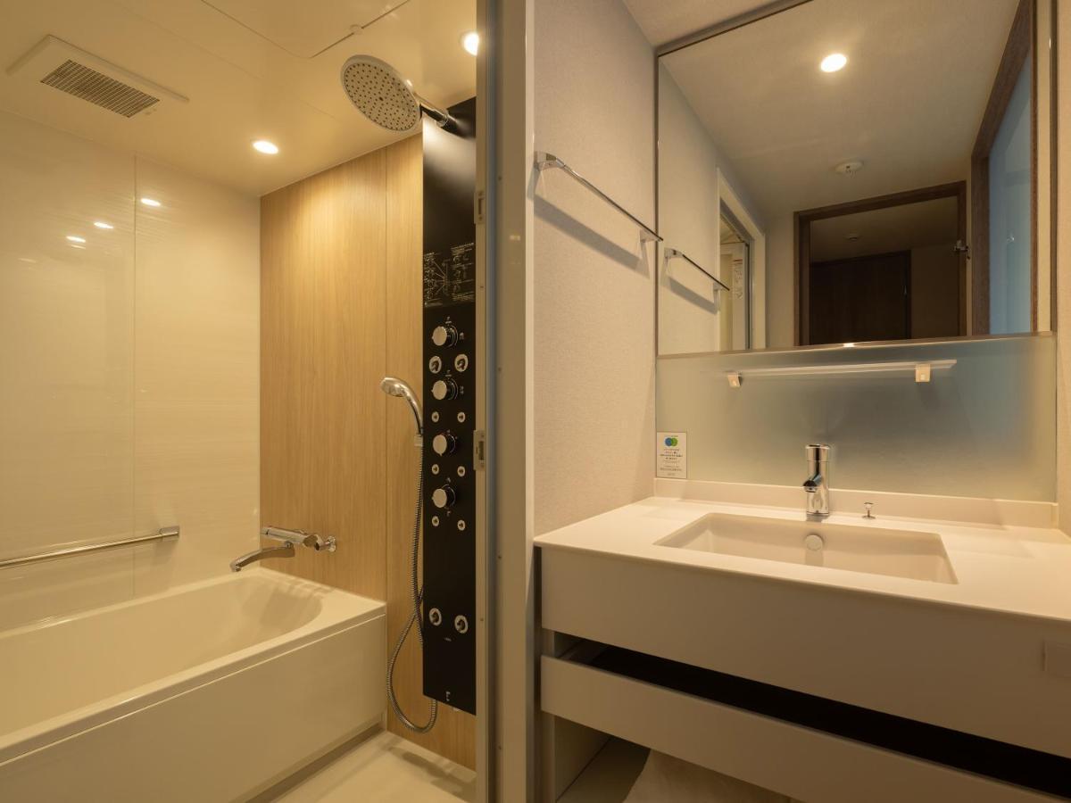 Отель Insomnia Kyoto Oike Экстерьер фото